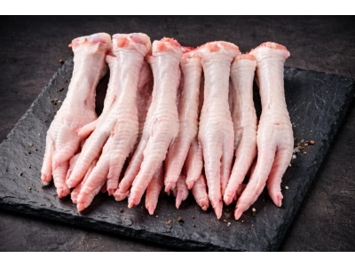 CHICKEN FEET- Amaras Butcher And Bakery